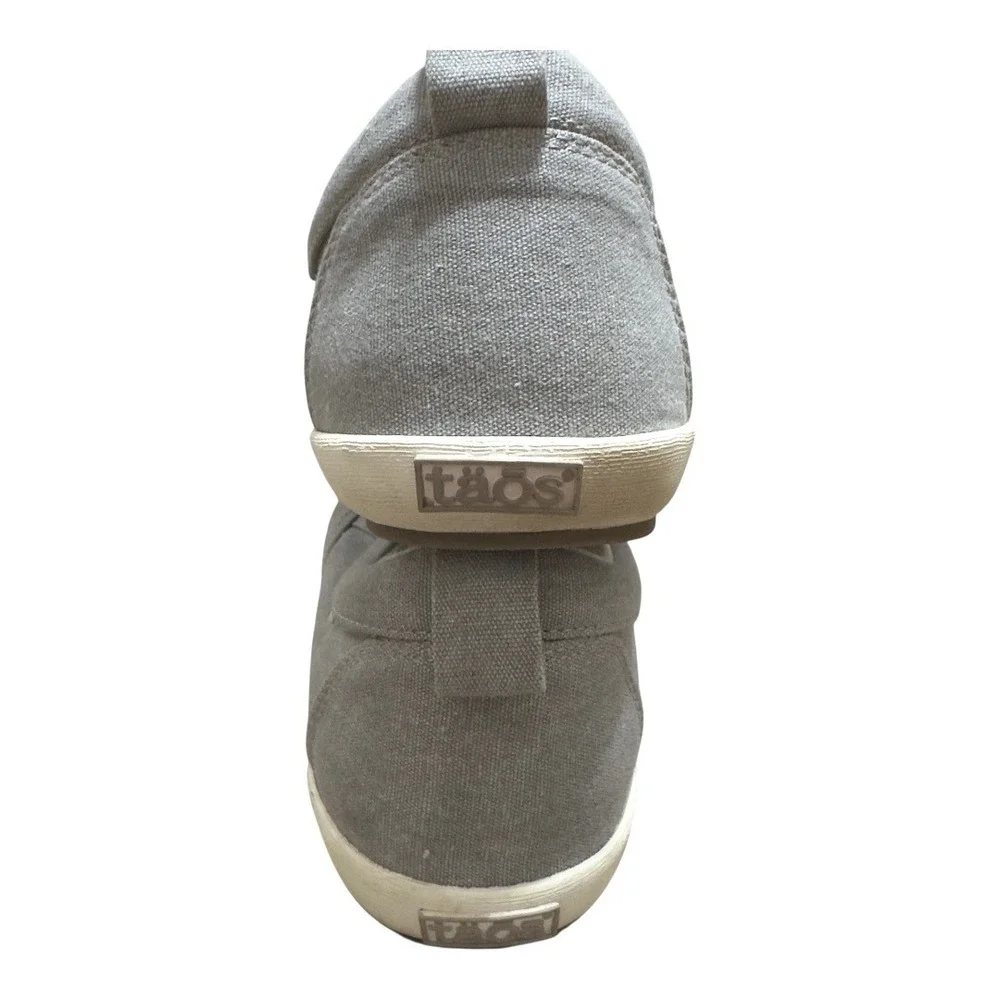 TAOS Dandy Sneakers Gray Canvas Slip On Shoes Athleisure Travel Resortwear SZ 10